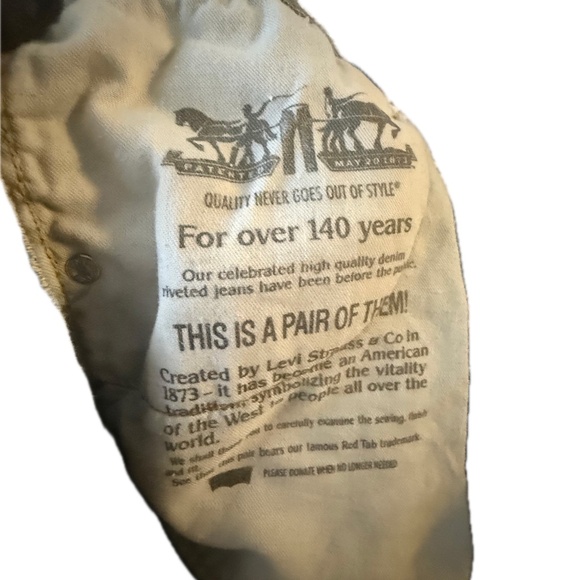 Real Levis - Picture 2 of 3